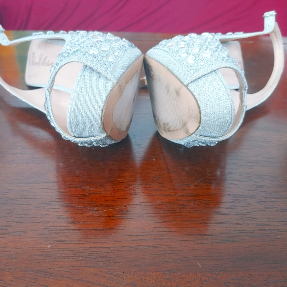 AVAILABLE ONLY IN THE BUNDLE/De Blossom Collection, prom sparkly Heels, size 7.5 - Picture 3 of 16